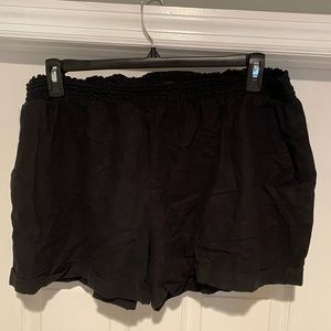 Forever21+ || Ruffle Shorts || Pockets || 2X